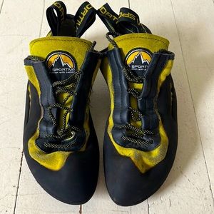 Men’s La Sportiva climbing shoes US10